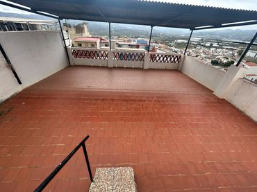 Adossat en venda a Calle Pozos Dulces