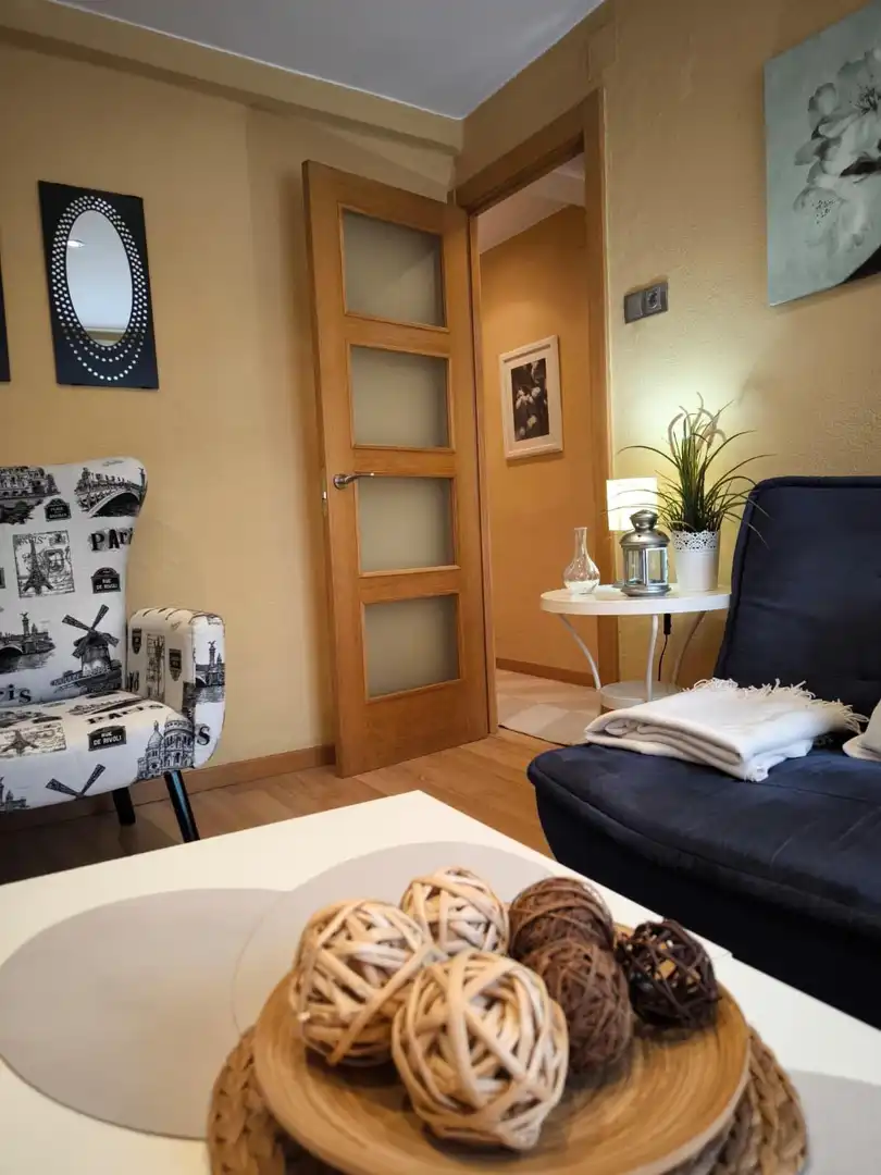 Bedroom of Flat for rent in Oviedo   with Heating and Furnished