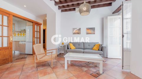 En el corazón del Casco Histórico de Cádiz, presentamos una vivienda única y llena de historia. Este piso está ubicado en un edifi, imatge 2