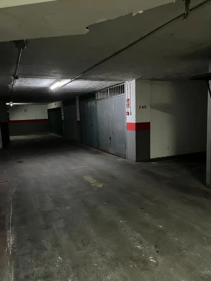 Einzelparkplatz zur Miete in Calle Calle Pintor Zuloaga, imagen 4