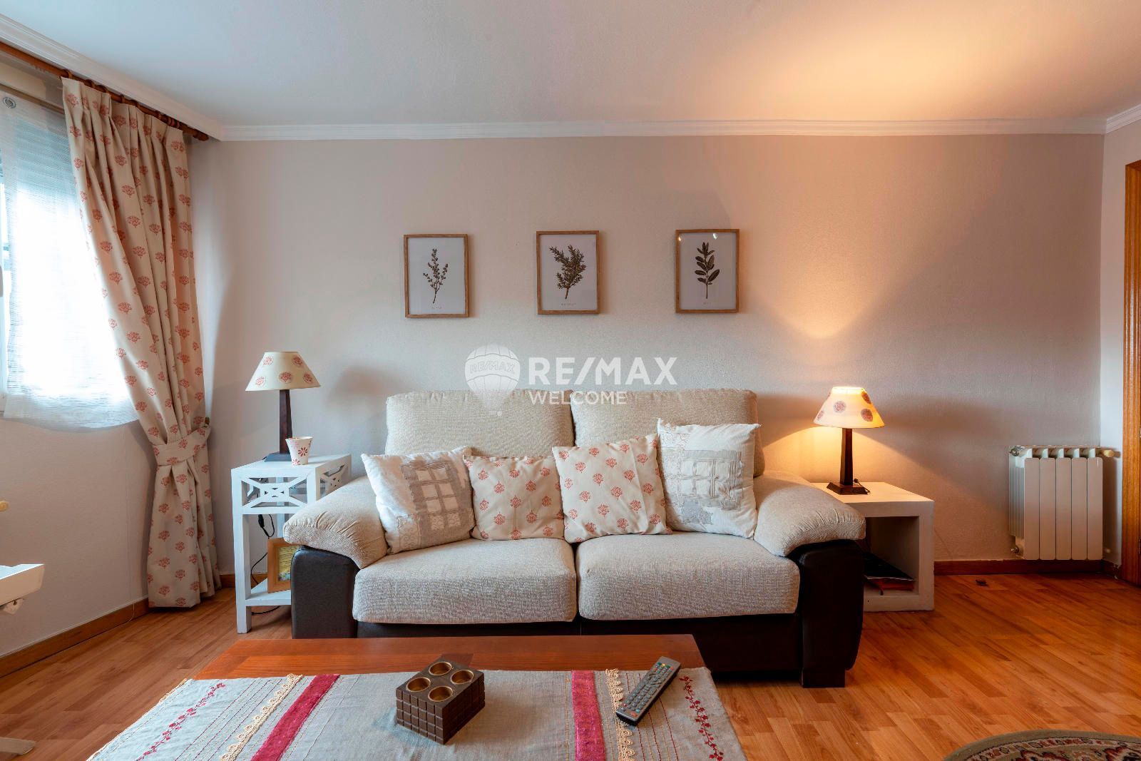 Piso de alquiler en Poeta Blas de Otero, Ventas