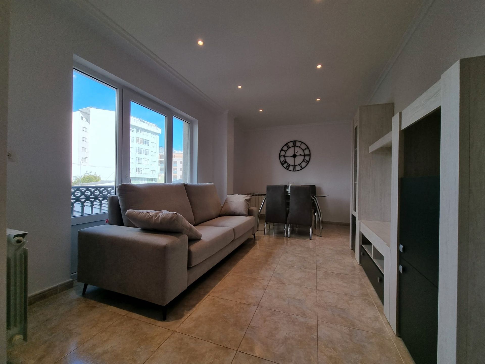 Sala de estar de Piso en venta en Foz con Calefacción, Trastero y Horno