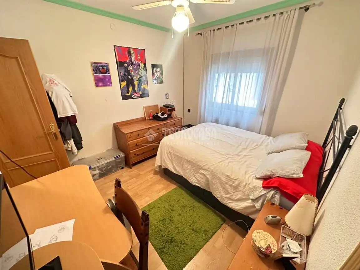 Habitación de Casa o chalet en venta en Fuenlabrada con Calefacción, Jardín privado y Terraza
