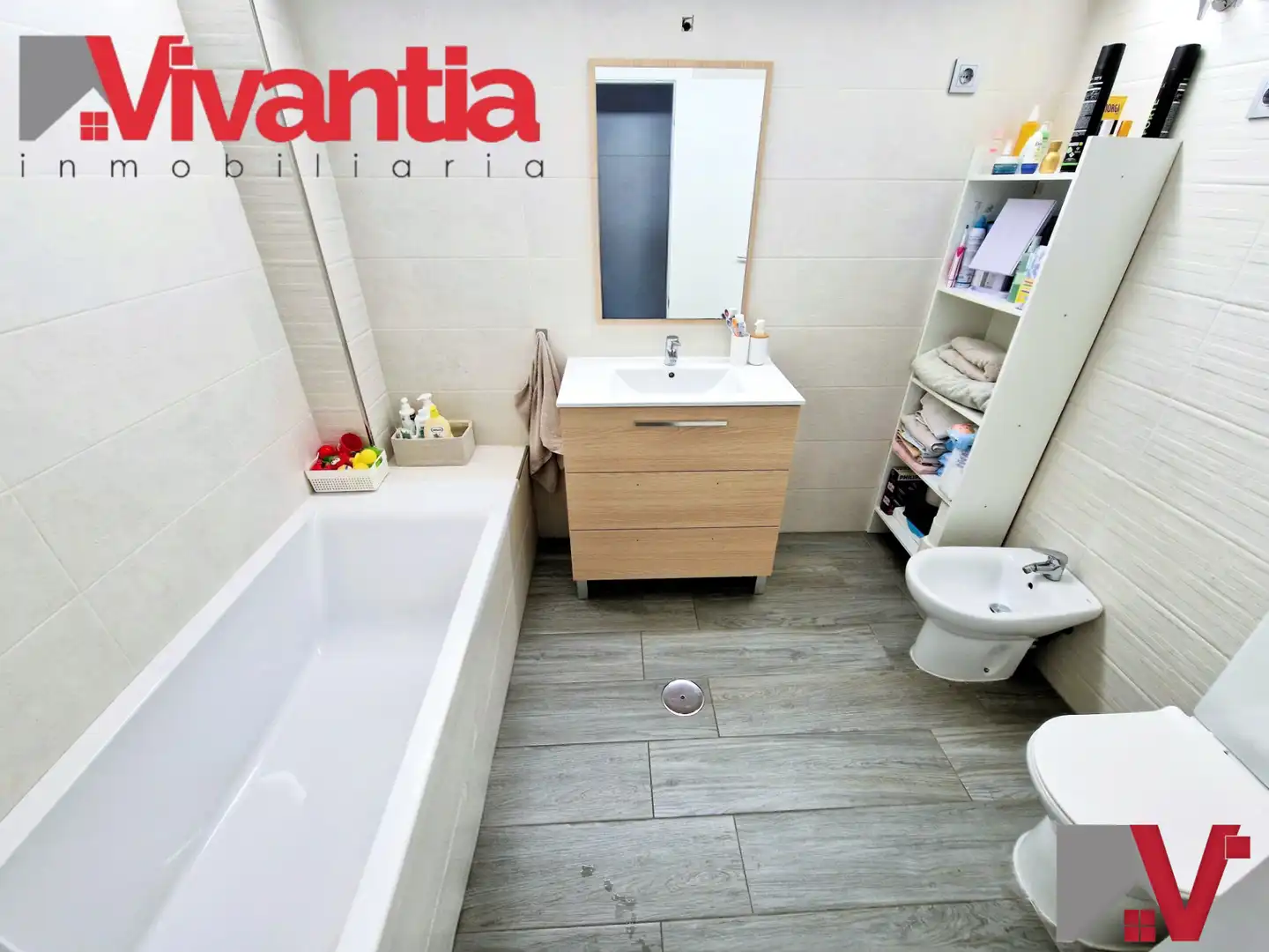 Baño de Piso en venta en Lorca con Aire acondicionado, Calefacción y Terraza