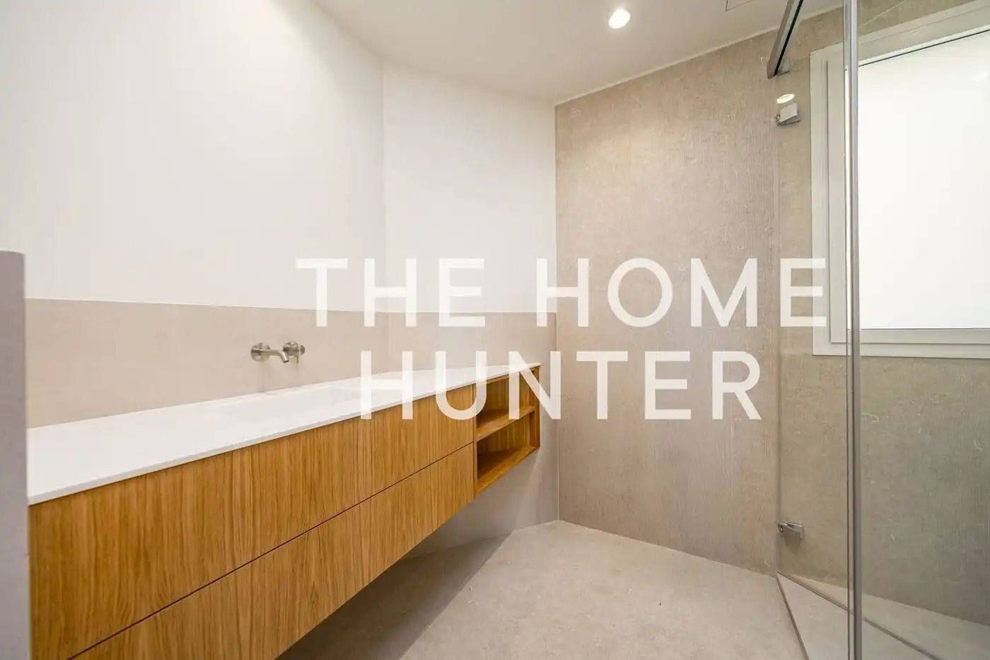 Badezimmer von Wohnung zur Miete in Madrid mit Klimaanlage, Heizung und Terrasse