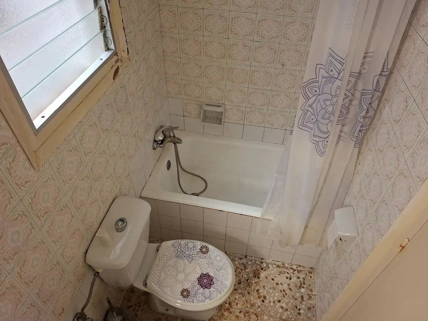 Baño de Piso en venta en Calafell con Terraza