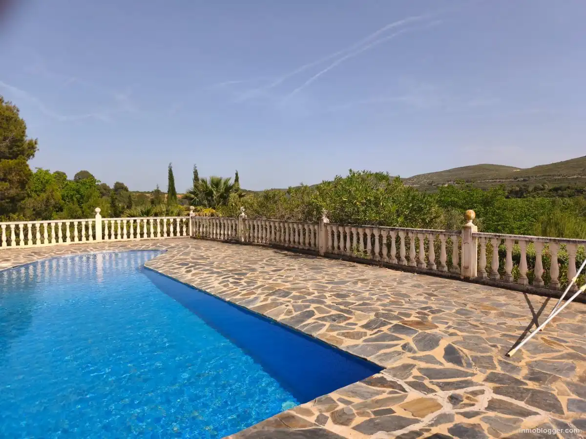 Swimming pool of Flat for sale in Alborache  with Air Conditioner, Furnished and Alarm