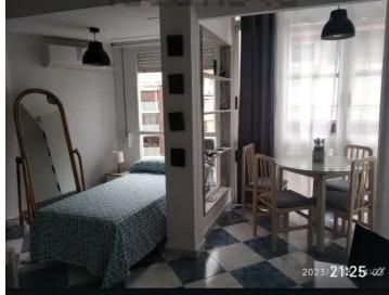 Dormitori de Estudi de lloguer en Alicante / Alacant amb Aire condicionat i Moblat