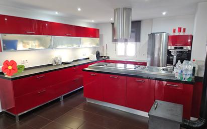 Kitchen of Single-family semi-detached for sale in Chiclana de la Frontera  with Air Conditioner, Terrace and Balcony