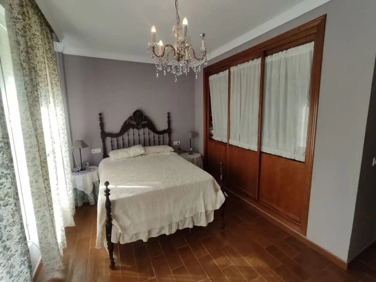 Dormitori de Casa o xalet en venda en Serradilla amb Aire condicionat