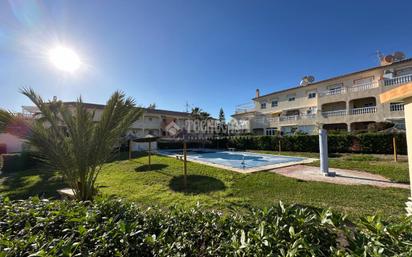 Vista exterior de Pis en venda en Torrox amb Piscina comunitària