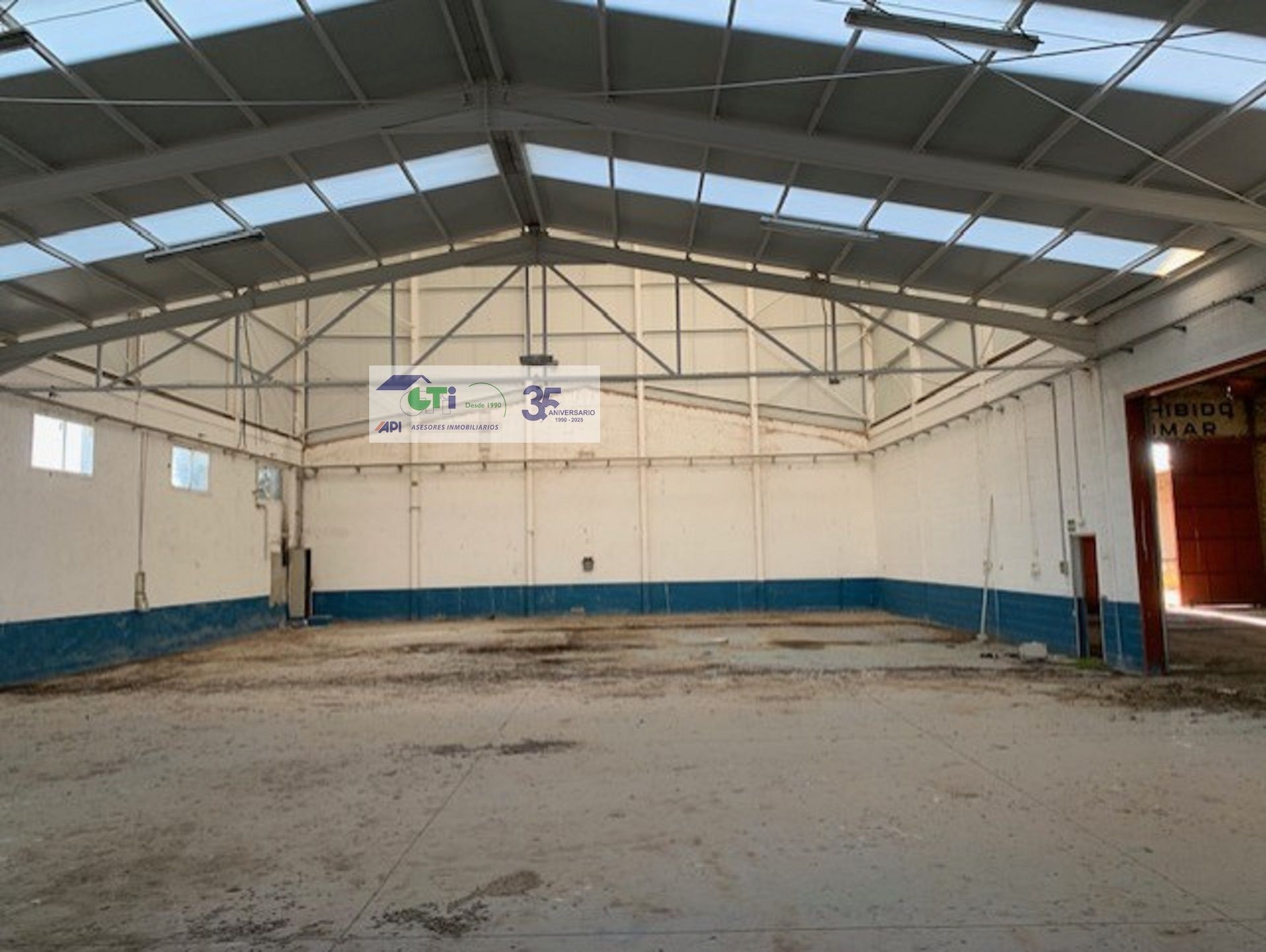 Vista exterior de Nau industrial en venda en Gallur