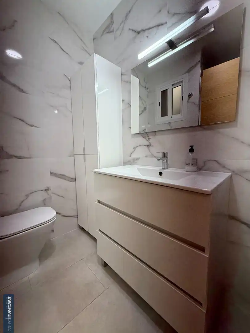 Baño de Ático de alquiler en Quart de Poblet con Terraza