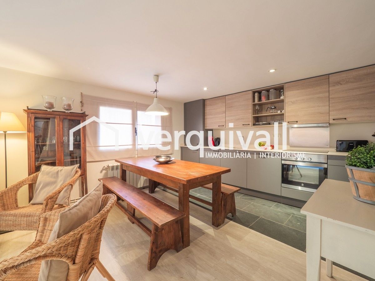 Kitchen of Planta baja for sale in Alp  with Heating and Parquet flooring