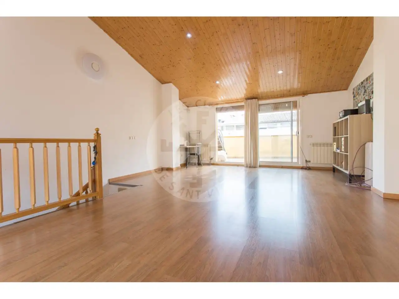 Sala de estar de Casa o chalet en venta en Terrassa con Aire acondicionado, Calefacción y Jardín privado