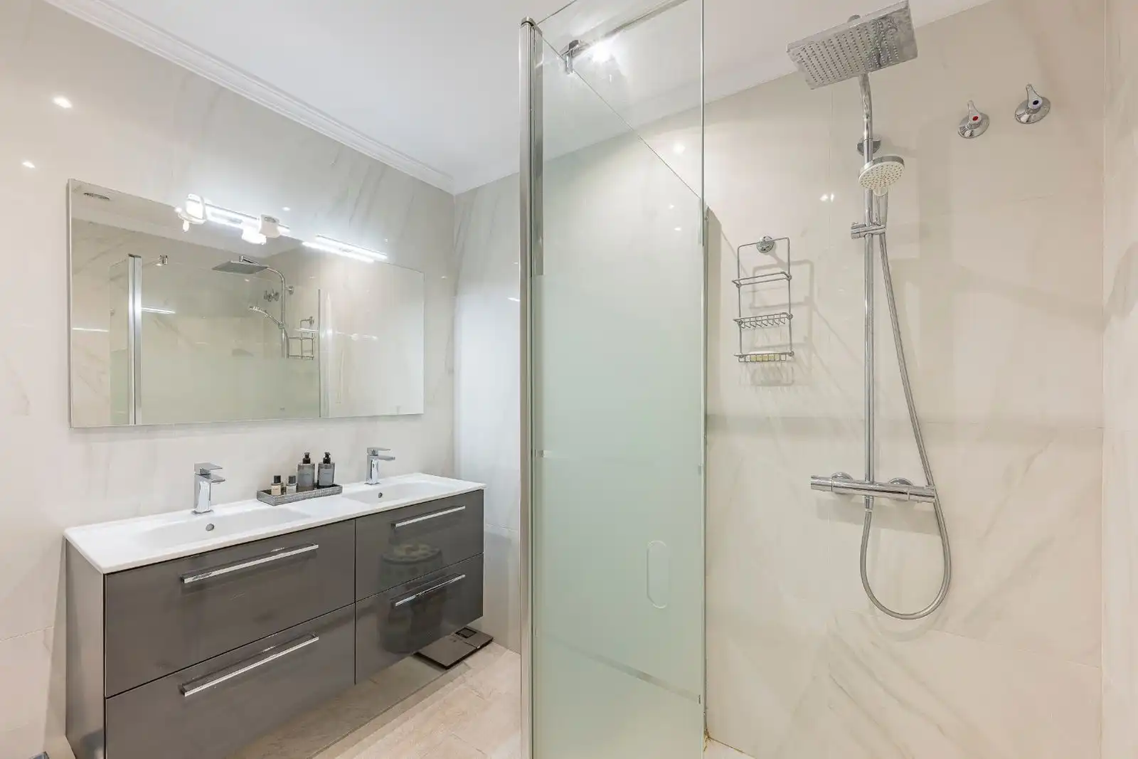 Adosado con terraza en venta en Urbanizacion Nva Andalucia Aloha 136, imagen 16