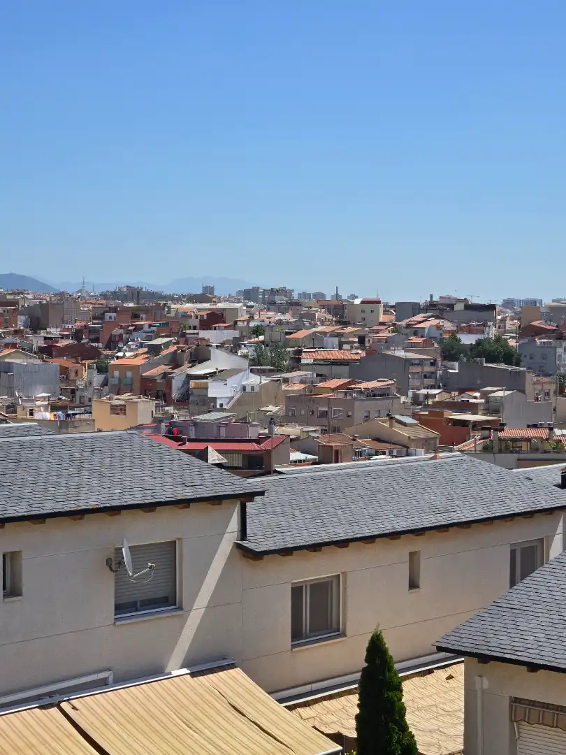 Casa adosada en venda a Roc Blanc