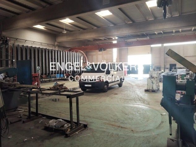 Nau industrial de lloguer en Montornès del Vallès