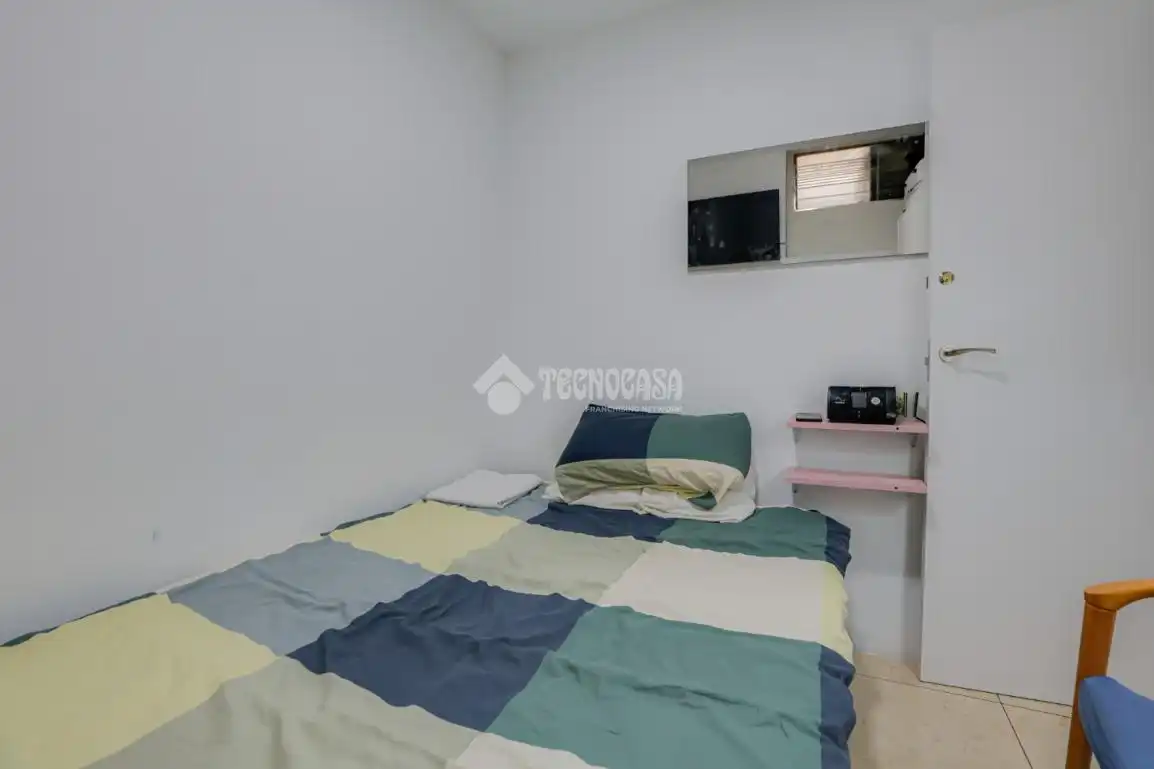 Schlafzimmer von Geschaftsraum zum Verkauf in L'Hospitalet de Llobregat