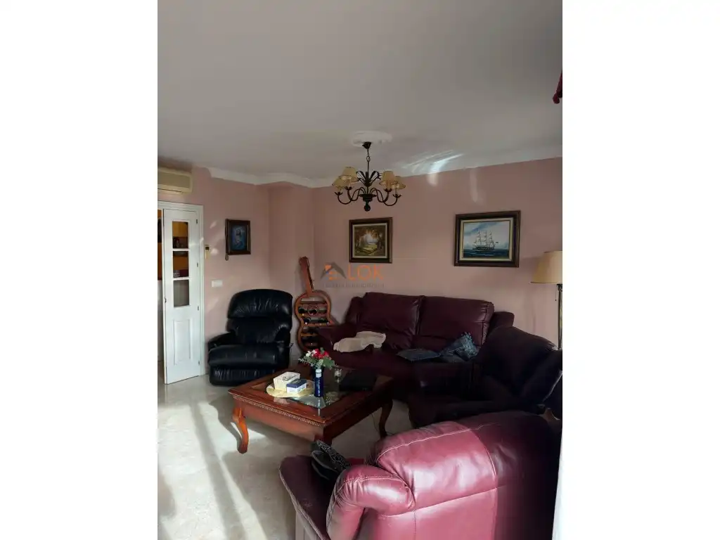 Sala d'estar de Casa o xalet en venda en Rincón de la Victoria