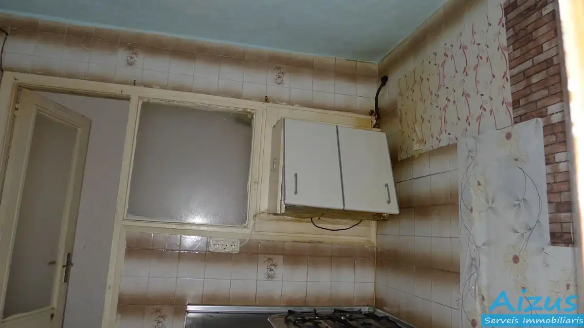Piso en venta en Carrer de Sant Josep, Can Clos - Pinetons