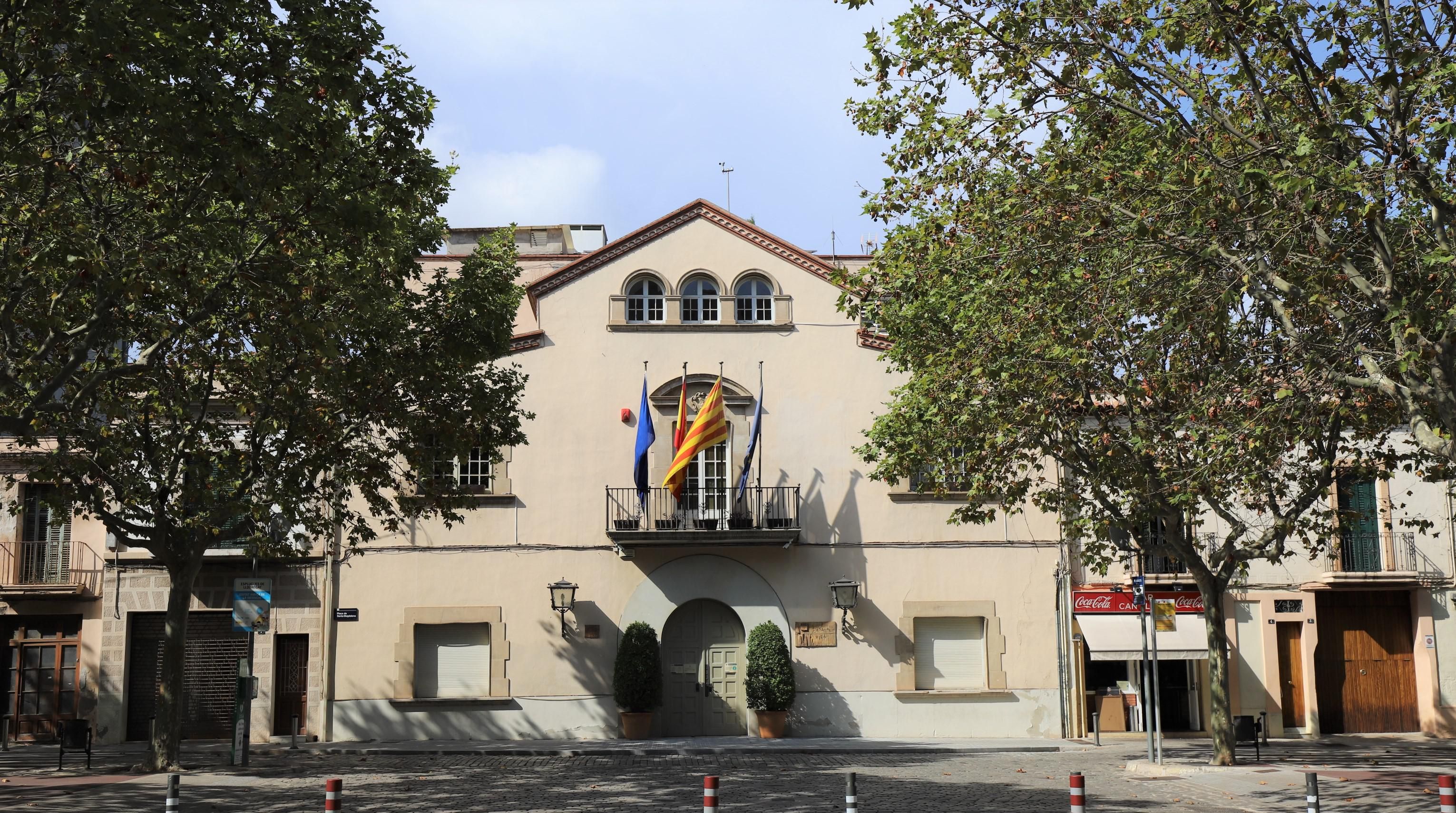 Vista exterior de Local de lloguer en Esplugues de Llobregat