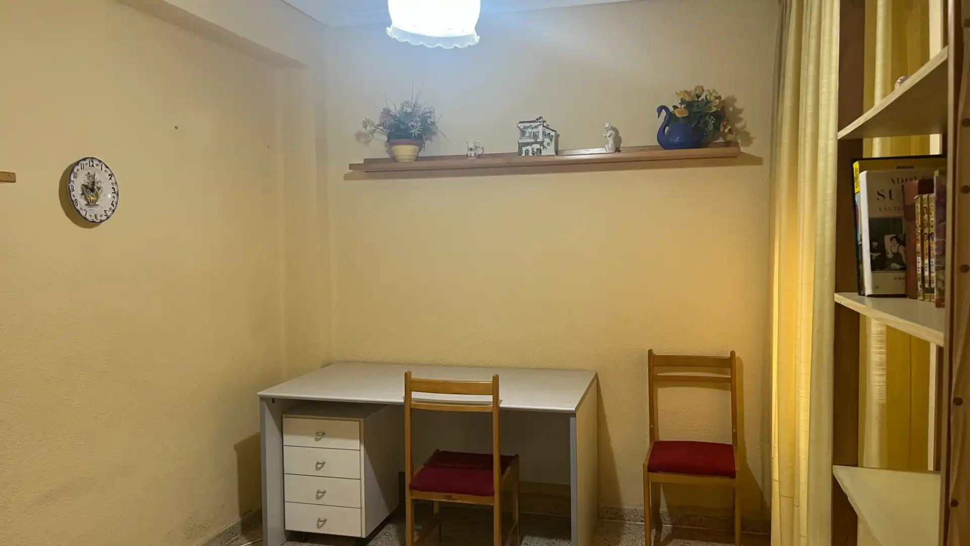 Schlafzimmer von Wohnung zum Verkauf in Valencia mit Klimaanlage, Terrasse und Möbliert
