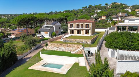 Casa con mucho terreno cerca de Platja d'Aro y Calonge