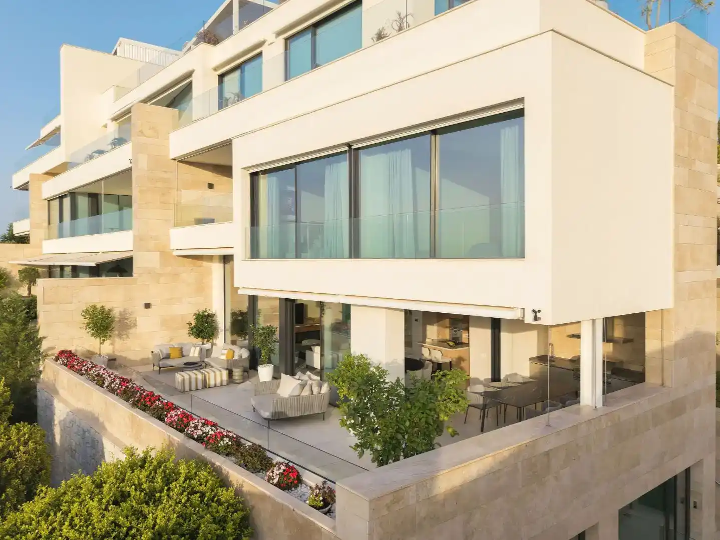 Terrassa de Apartament en venda en Benahavís amb Aire condicionat, Piscina i Balcó
