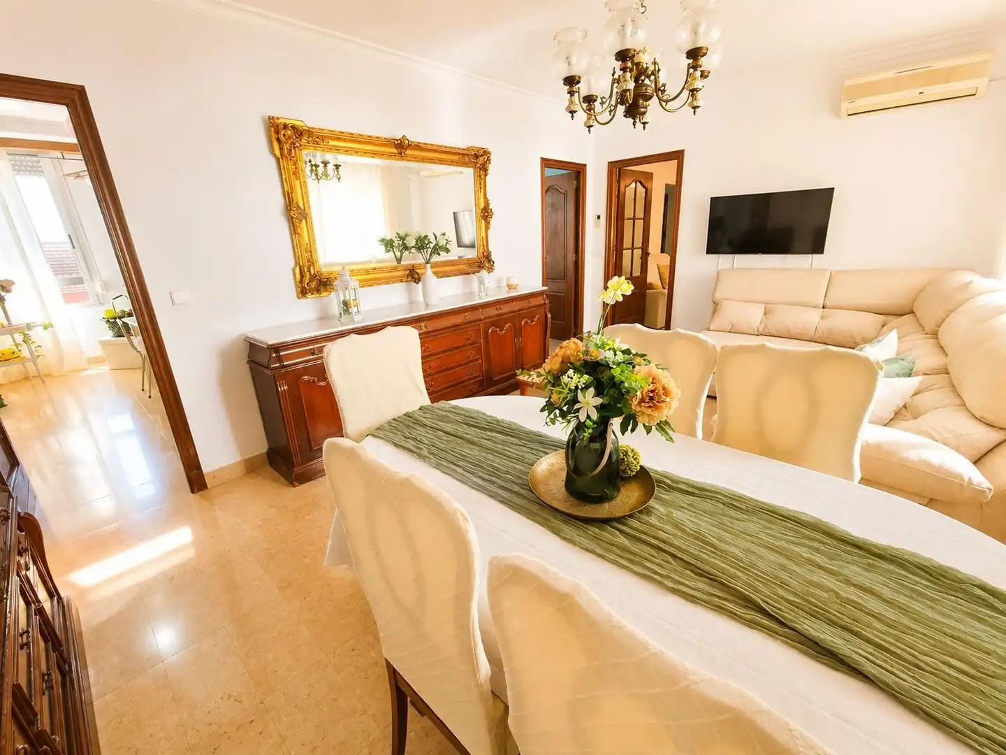 Comedor de Piso en venta en Cartagena con Aire acondicionado, Trastero y Amueblado