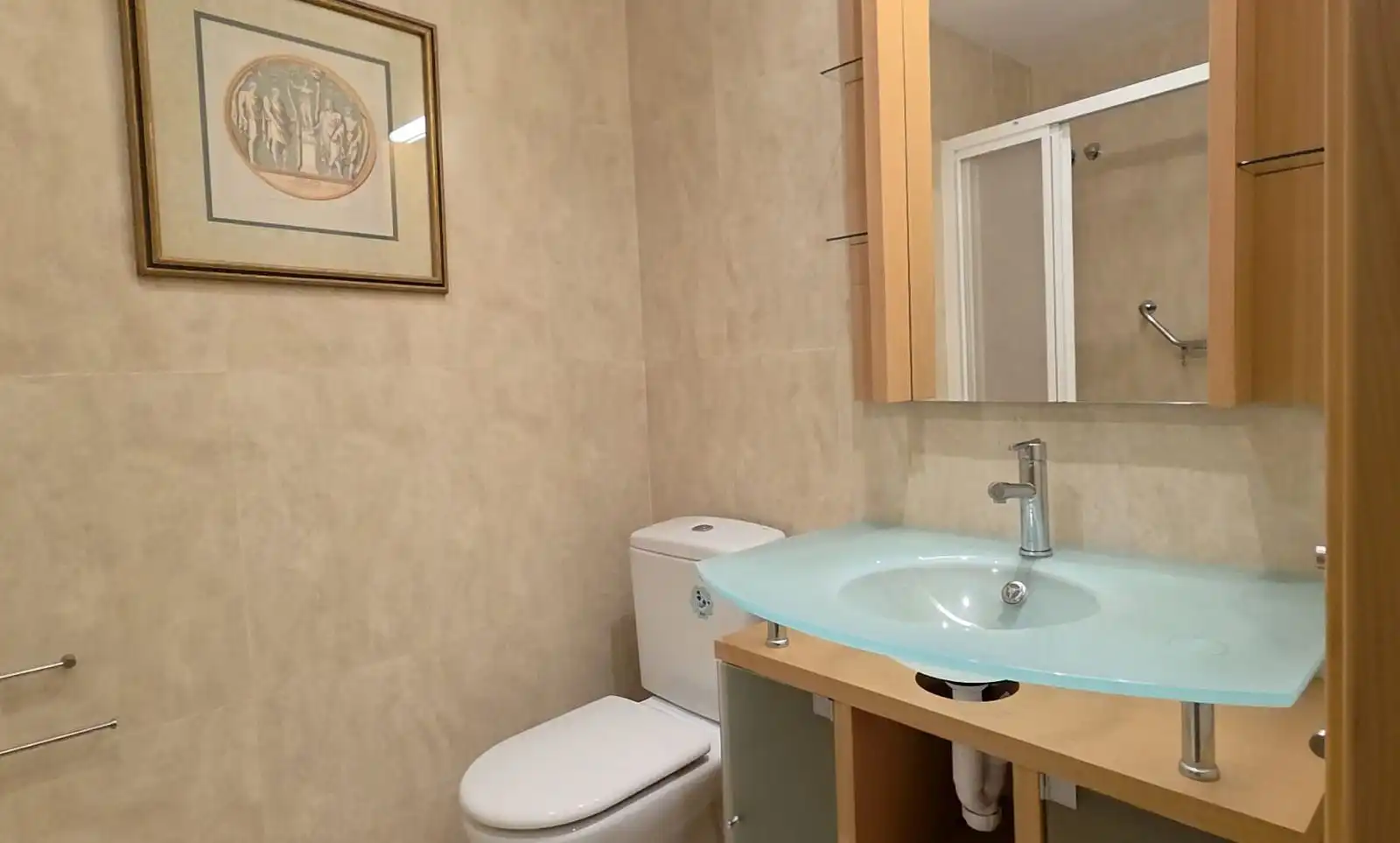 Bany de Estudi en venda en Marbella amb Terrassa, Moblat i Piscina comunitària