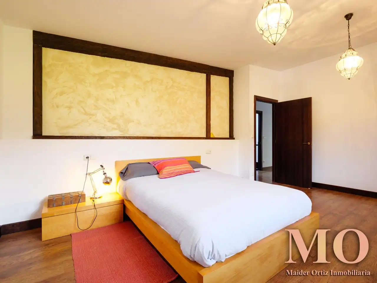 Schlafzimmer von Country house zum Verkauf in Bergara mit Heizung, Privatgarten und Terrasse