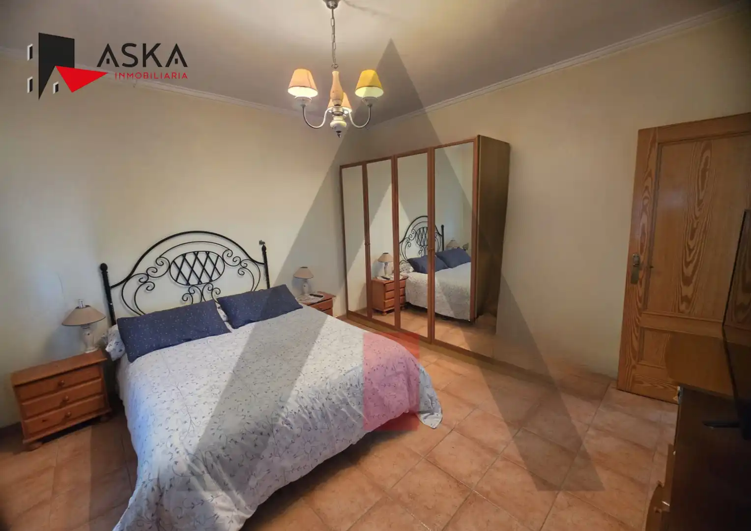 Habitación de Casa o chalet en venta en Torrent con Calefacción, Terraza y Trastero