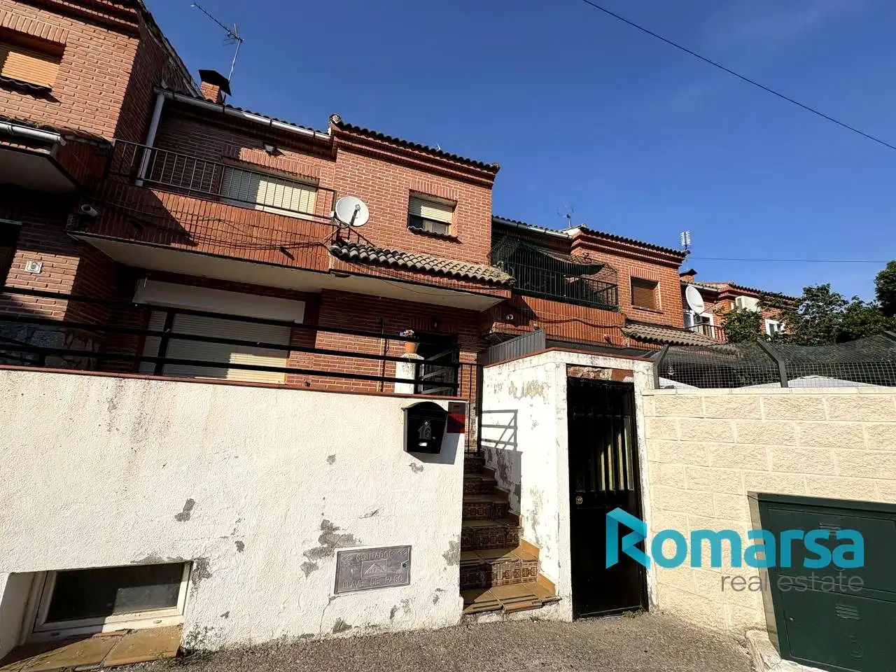 Exterior view of Houses for sale in Cebreros  with Heating, Private garden and Terrace