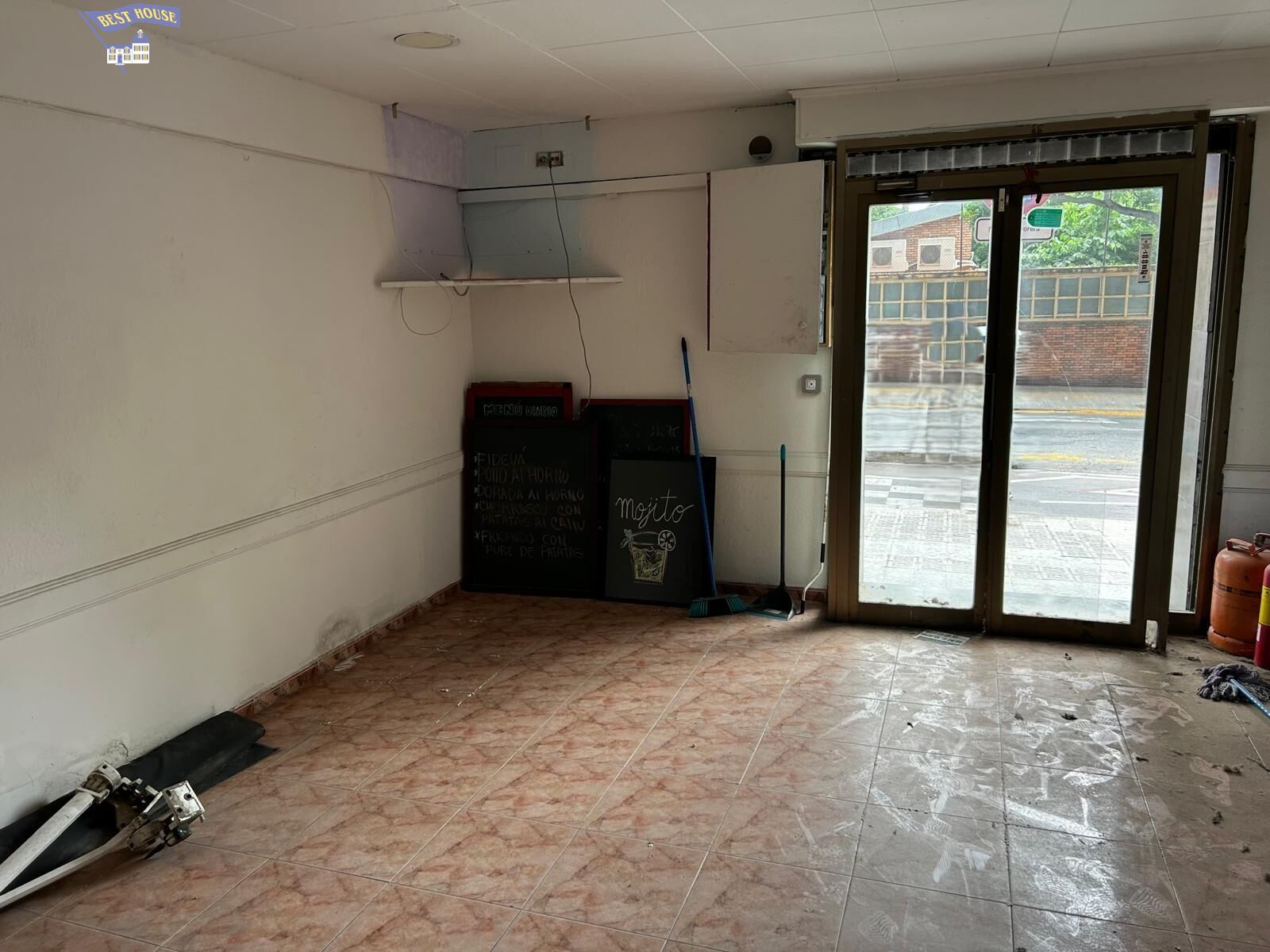 Premises for sale in La Sagrera
