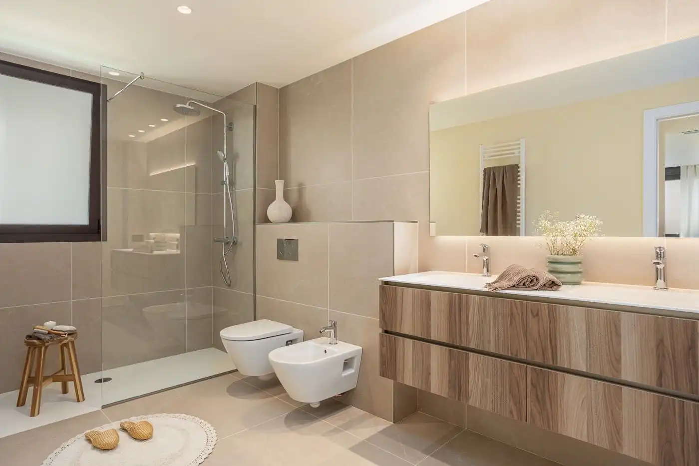 Badezimmer von Haus oder Chalet zum Verkauf in Pals mit Klimaanlage, Heizung und Terrasse