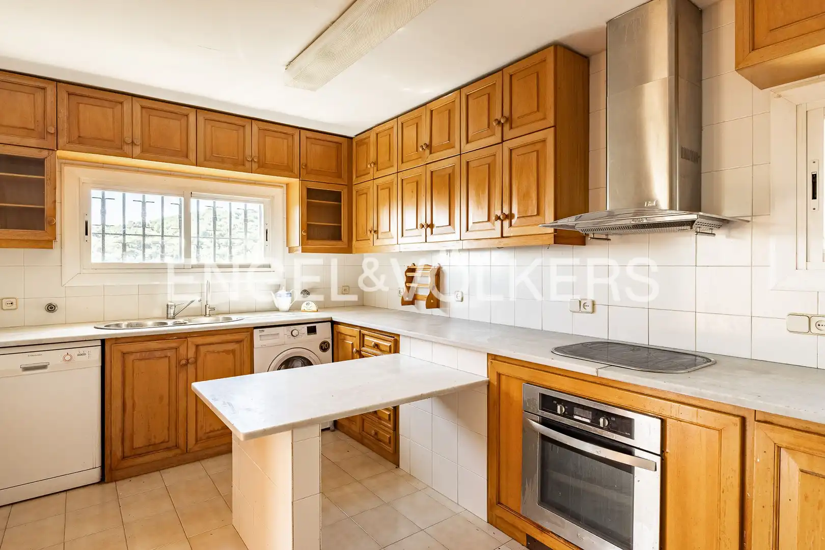 Cocina de Casa o chalet en venta en Alella con Calefacción, Jardín privado y Parquet
