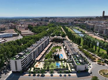 New build Ground floor with balcony for sale in Avinguda de Victoriano Muñoz 2