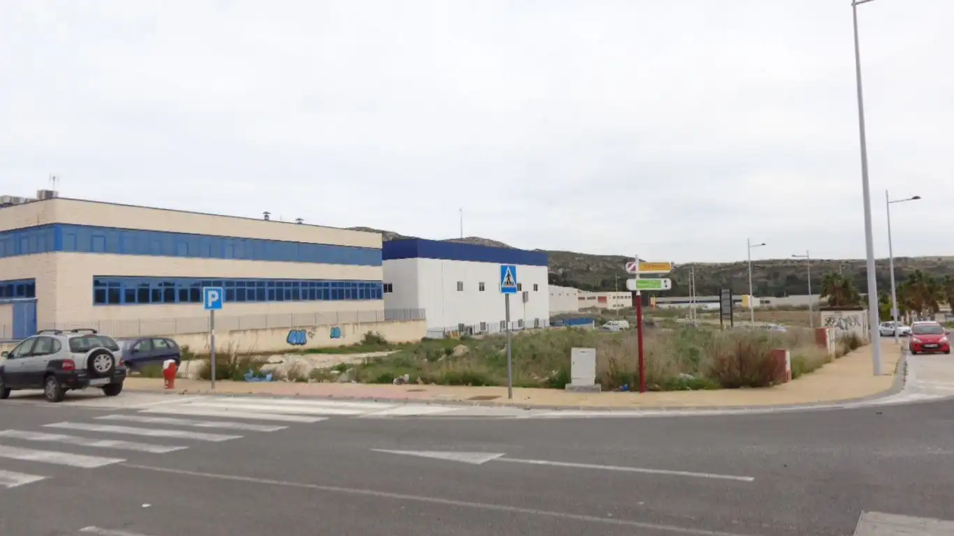 Terreno industrial en venta en Campo Alto - Club de Campo, imagen 3