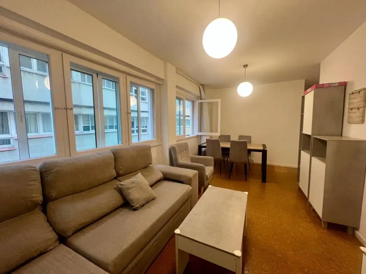 Sala d'estar de Pis de lloguer en Sada (A Coruña) amb Moblat