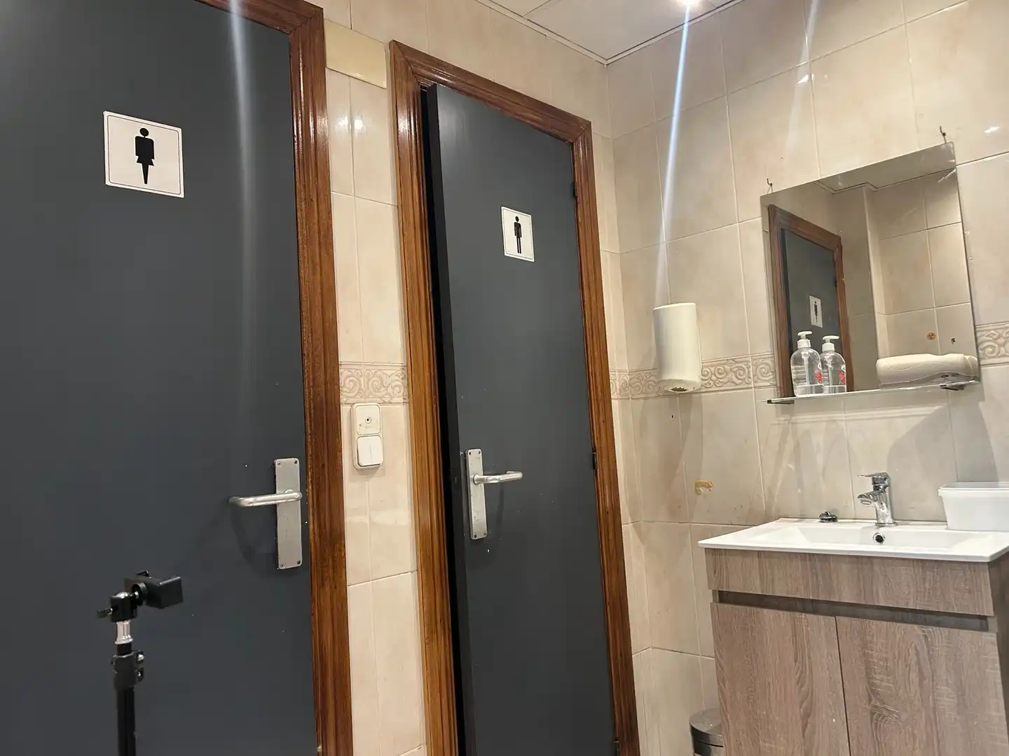 Local comercial en traspaso en Calle de Luis Cernuda 8, imagen 10