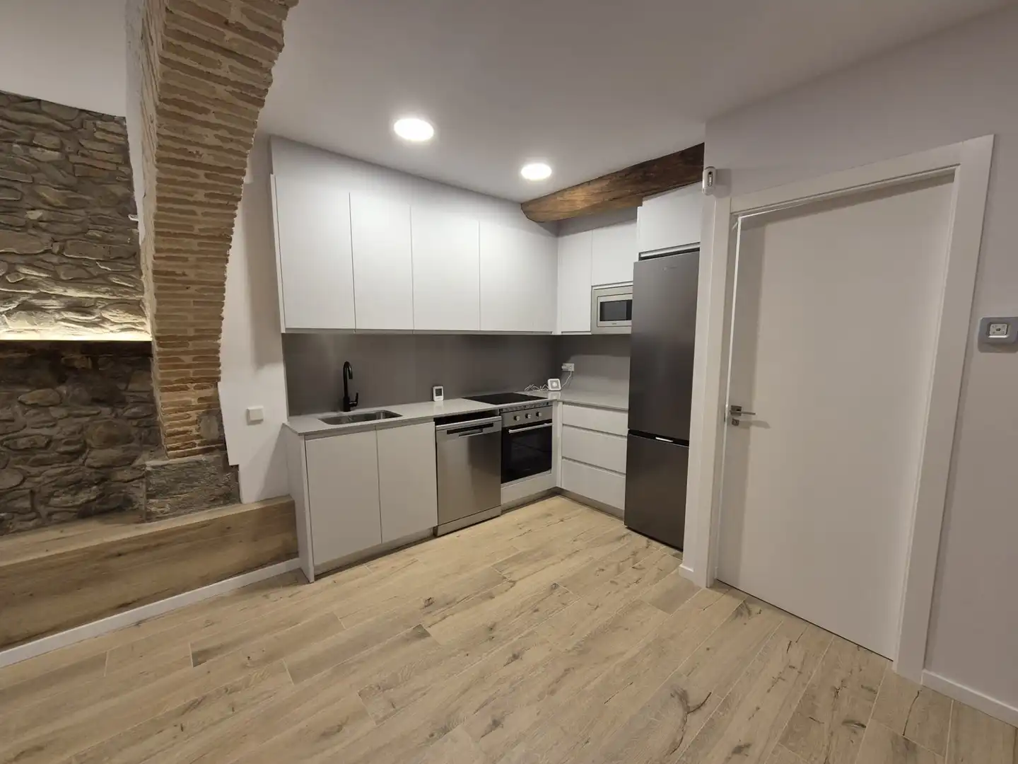 Cocina de Piso de alquiler en Vic con Aire acondicionado, Calefacción y Terraza