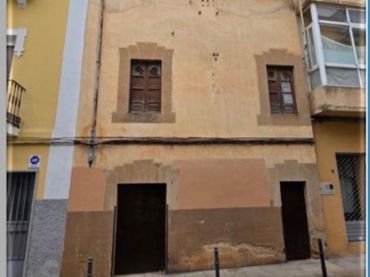 Casa pareada en venta en Calle Parras