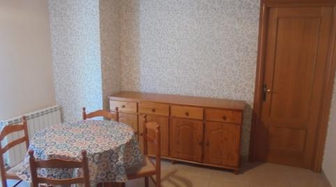 Foto 3 de Apartamento de alquiler en Carrer Major, La Seu d'Urgell, Lleida