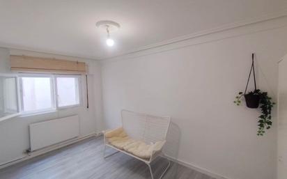 Dormitori de Pis en venda en Burgos Capital amb Calefacció i Parquet