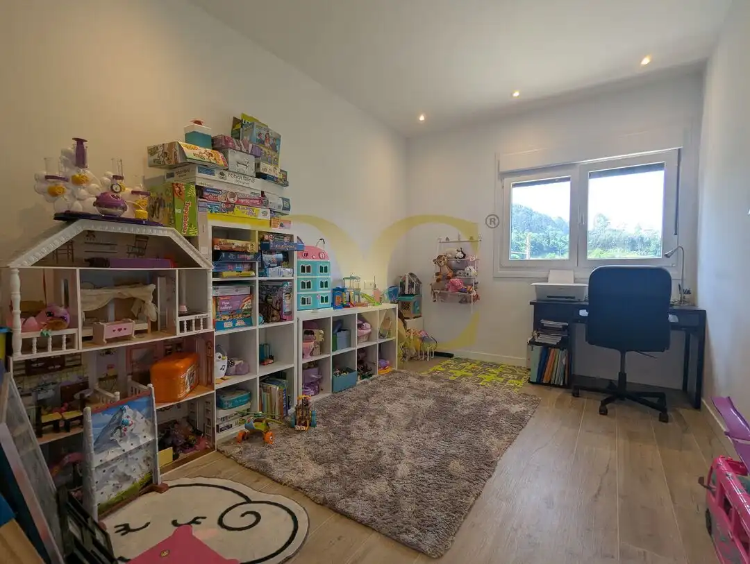 Casa o chalet en venta en Gijón  con Calefacción, Jardín privado y Balcón