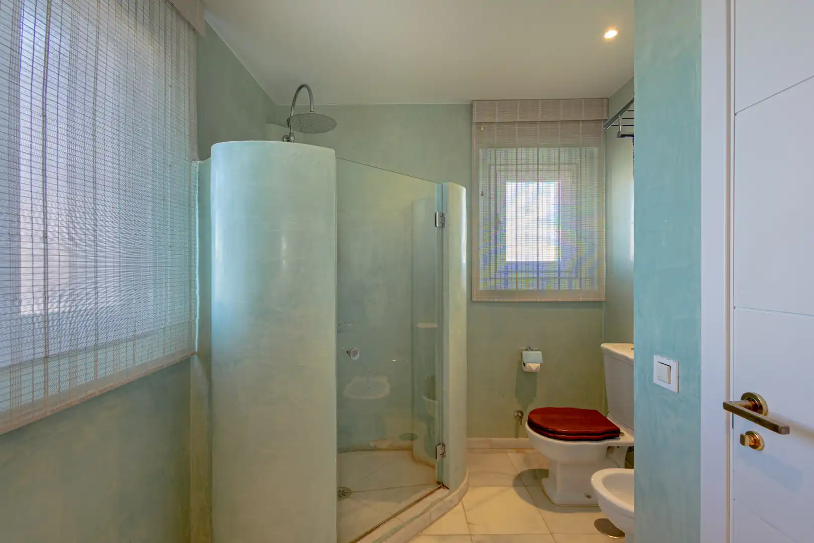 Baño de Casa o chalet de alquiler en Estepona con Jardín privado, Terraza y Piscina