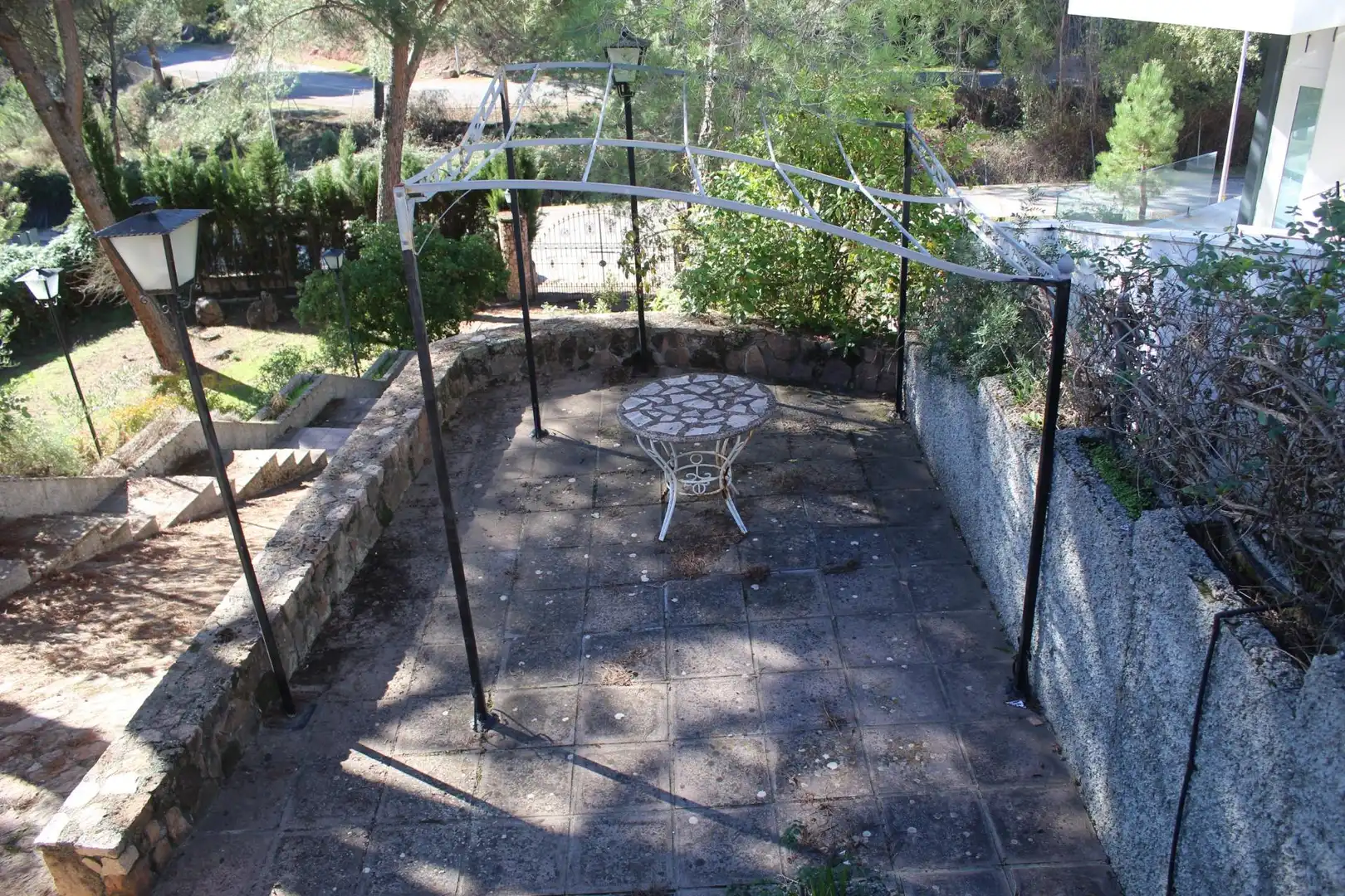 Terrassa de Casa o xalet en venda en Córdoba amb Aire condicionat, Jardí privat i Terrassa