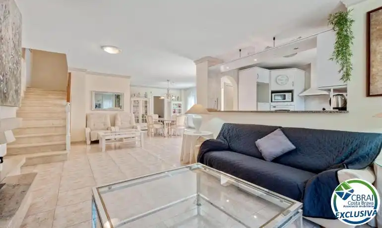 Casa con piscina en venta en Calle MAS NOU 2 2, imagen 4