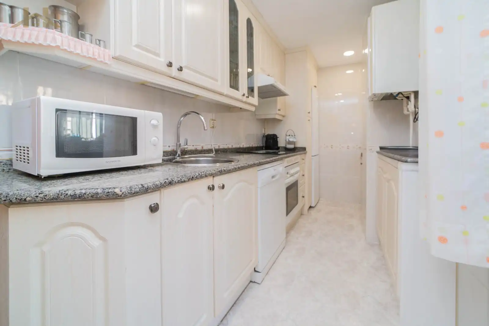 Cocina de Casa adosada en venta en Villaviciosa de Odón con Aire acondicionado, Terraza y Trastero